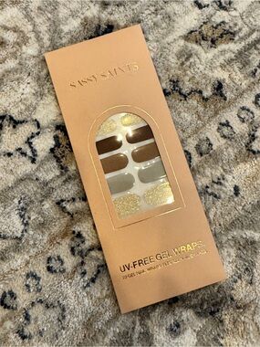 Sassy Saints Gold & Brown UV-Free Gel Nail Wraps